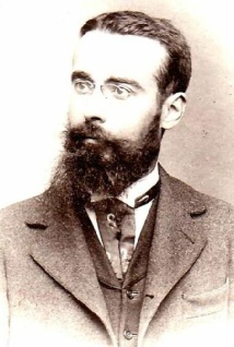 Victor Gennet (1870-1946), médecin à Bournezeau, fils de Victor GENNET et d'Aline BAUDRY