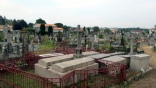 Enclos Trastour dans le cimetière de Montaigu