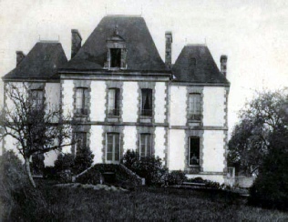 Château de Pierre-Levée à La Gaubretière, demeure de la Famille Dehergne